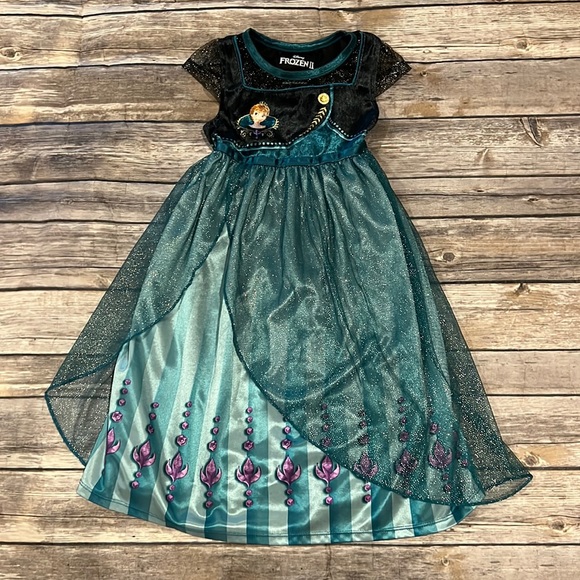 Disney Frozen 2 Toddler Girl 2T Anna Night Gown